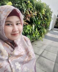 Asri Fazriah Febriany, S.Pd